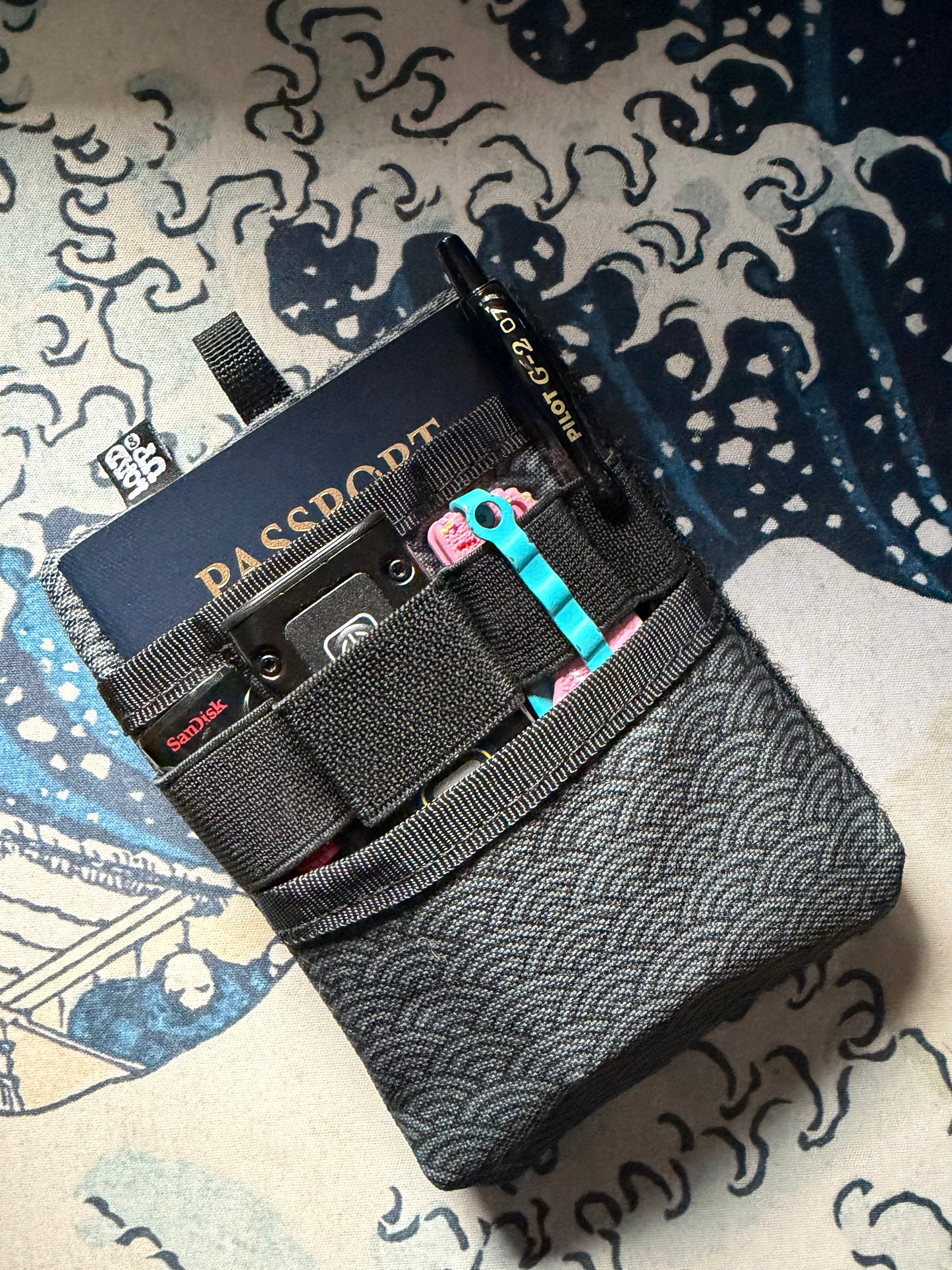Sidekick 003 Pouch (Seigaiha)